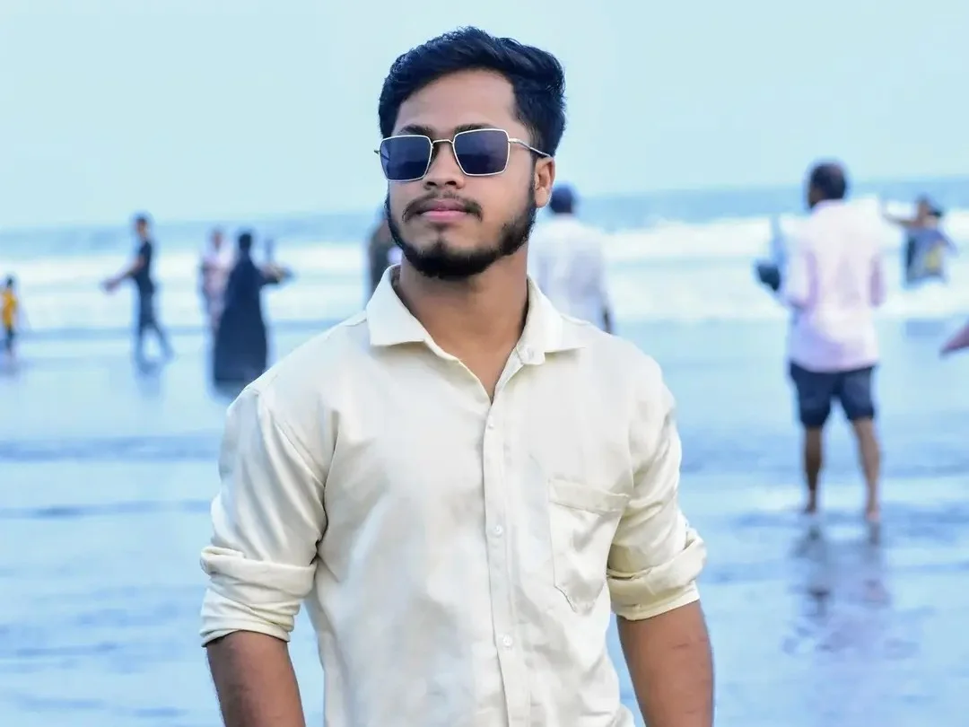 ময়মনসিংহের সাইবার স্পেশালিস্ট ও আইটি উদ্যোক্তা রুহুল আমিন: দেশের তরুণ প্রজন্মের অনুপ্রেরণা