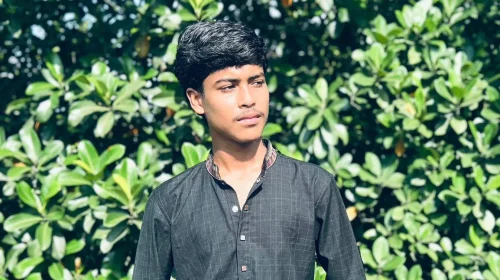 তরুণ গেমিং কনটেন্ট ক্রিয়েটর